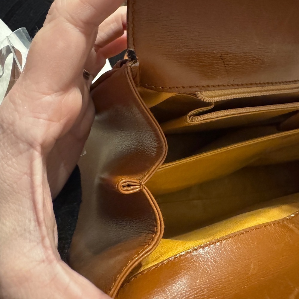 Vintage Gucci top handle leather handbag​​ - Picture 17 of 17